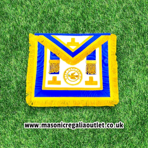 masonic craft provincial aproon with badge